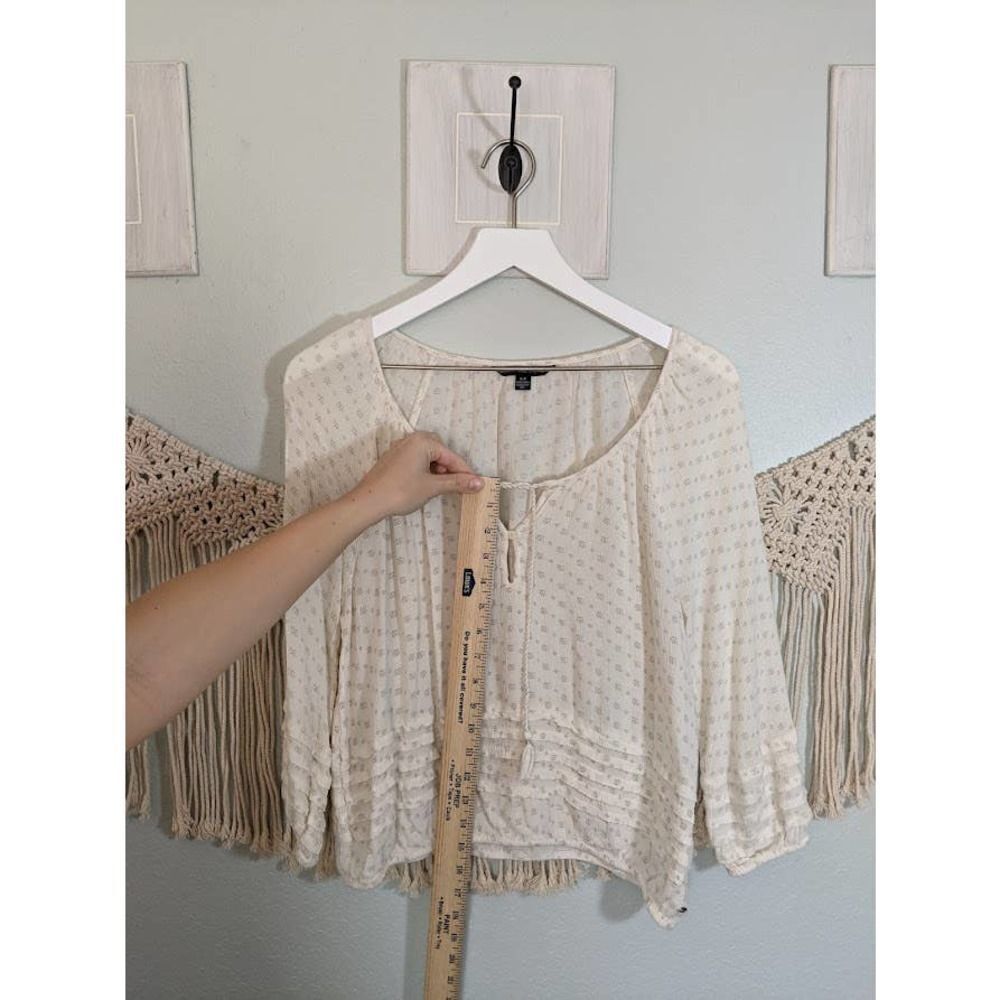 AMERICAN Eagle Ivory Detailed Blouse - Picture 9 of 11